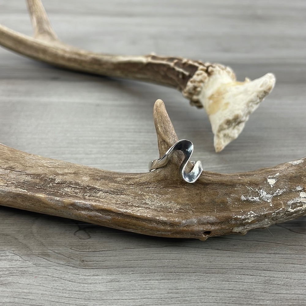 🍂Sterling Silver Thick Wave Ring🍂